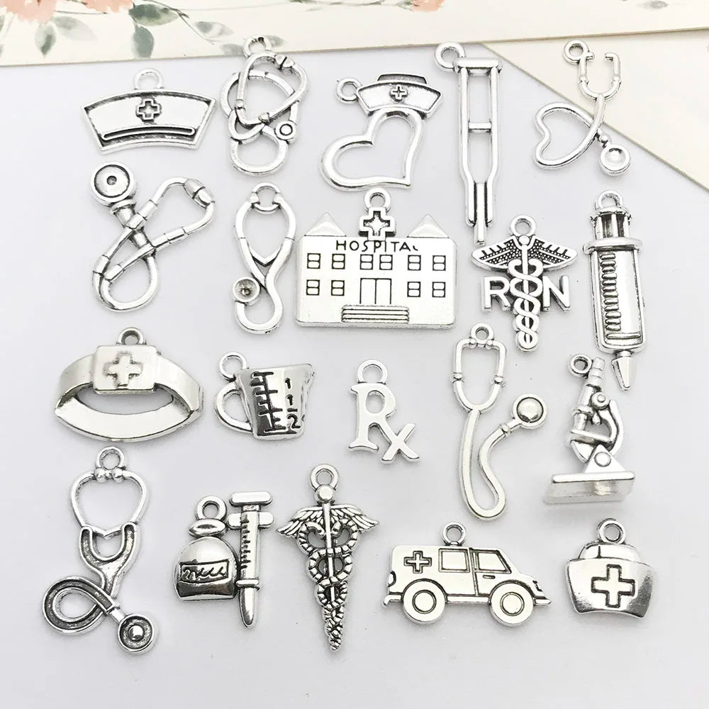 Milagritos Místicos: Kit de 20 Amuletos de Fe y Protección